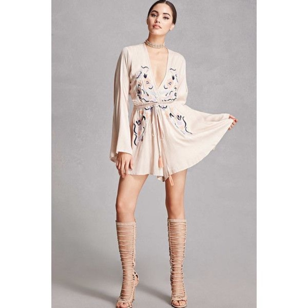 Forever 21 Selfie Leslie Romper Blush